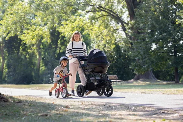 Trio E Sistemi Modulari|Chicco Trio Activ3 Con Kory Essential Jet Black